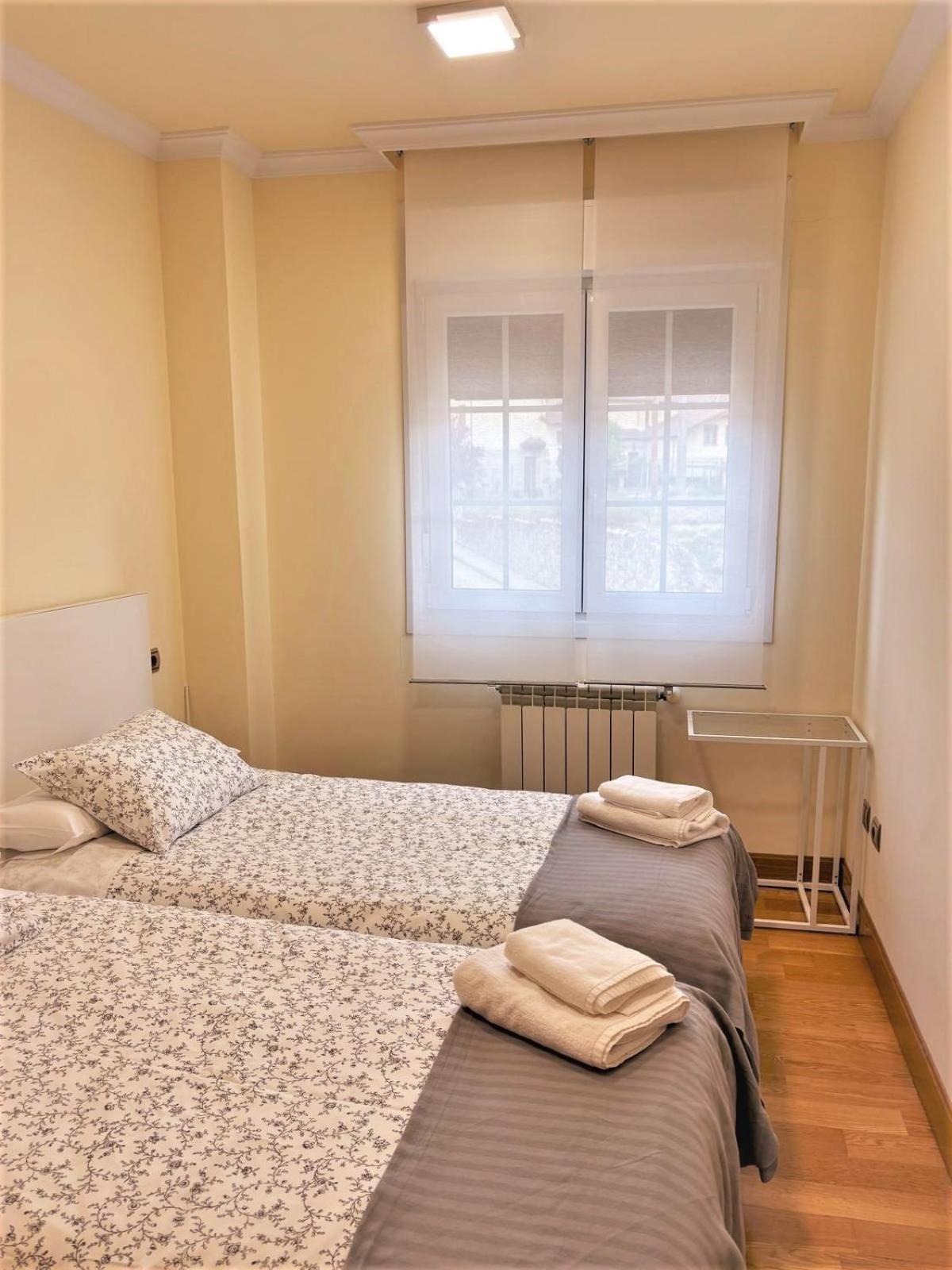 סרוורה דל פיסוארגה Apartamentos Del Pisuerga מראה חיצוני תמונה